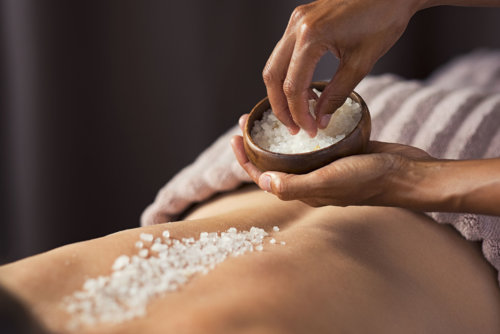 body-scrub-with-salt-at-spa-M9NUCP5hd